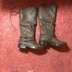 Barely worn cowgirl boots